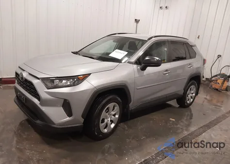 2021 Toyota Rav4 Le z USA, uszkodzony, nr VIN 2T3F1RFV6MW230268